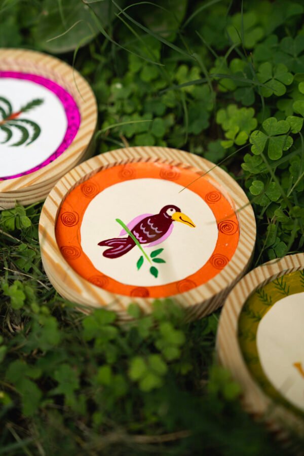 TROPIC TAILS - Image 2